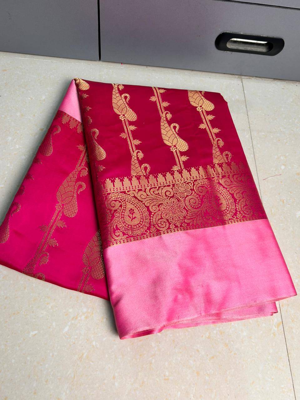 Sunehri Star Semi Kanchivaram